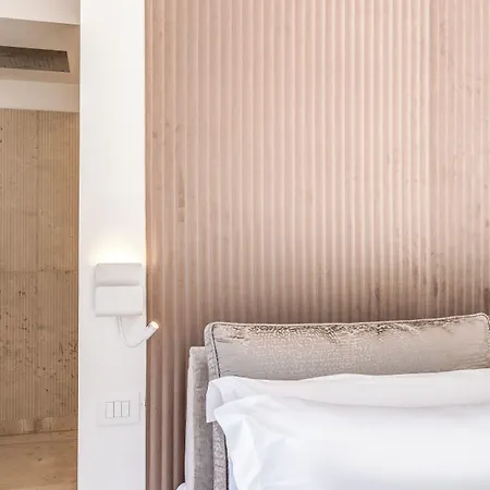 Diff'rent Souls - Luxury Pensjonat 4*