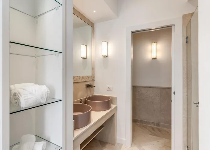 Diff'rent Souls - Luxury 4* Sorrente