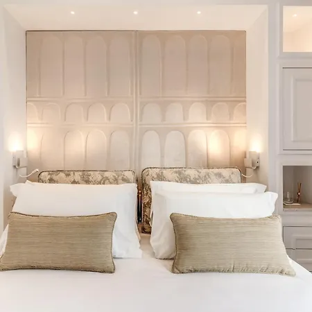 Diff'rent Souls - Luxury 4* Sorrento