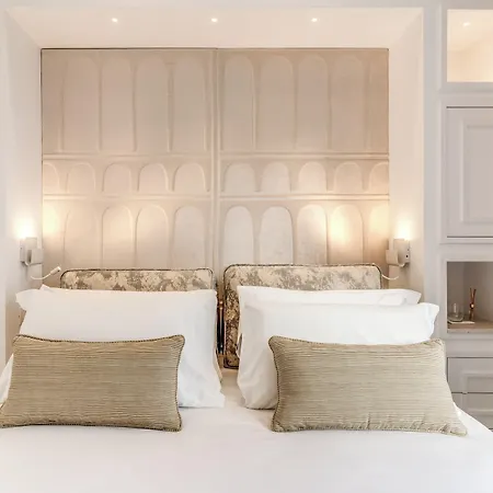 Diff'rent Souls - Luxury 4* Sorrento