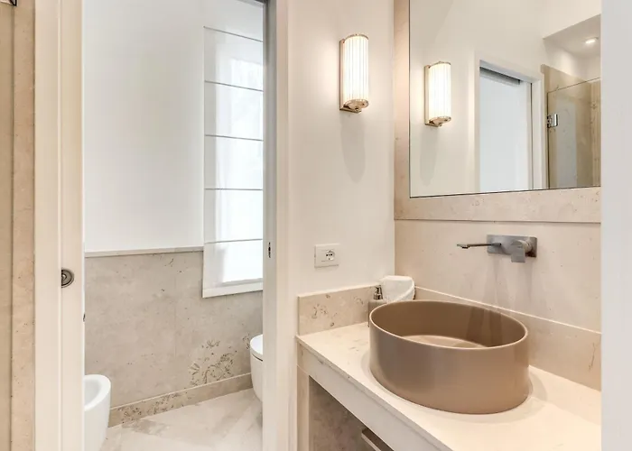 Diff'rent Souls - Luxury Πανσιόν